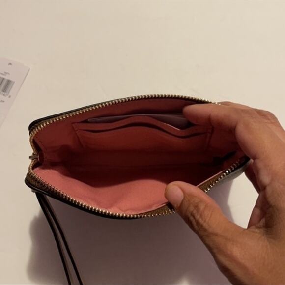 Coach Floral Corner Zip in Signature Canvas Wristlet - Picture 5 of 7